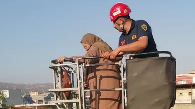 Aydın Efeler'de asansörde mahsur kalan 80 yaşındaki kadın itfaiye tarafından kurtarıldı