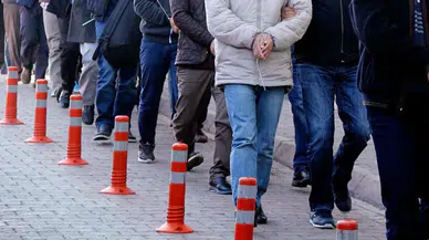 Bitlis merkezli uyuşturucu operasyonu : 13 kişi tutuklandı