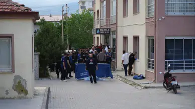 Niğde'de 10. kattan düşen 20 yaşındaki genç öldü