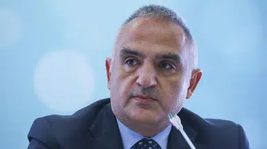 Bakan Ersoy, Cahit Zarifoğlu ve Abdurrahim Karakoç'u andı
