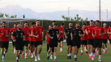A Milli Futbol Takımı Paraguay maçı için antrenmanlara başladı