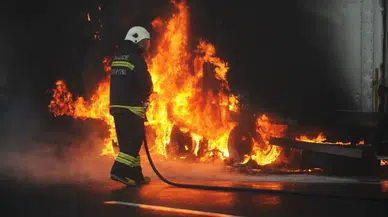 Adıyaman’da hasat sırasında biçerdöver alev aldı