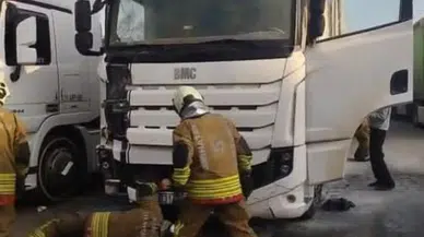 Hatay İskenderun'da seyir halindeki tırda yangın