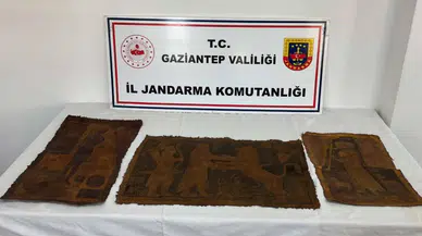 Gaziantep'te tarihi eser operasyonu : İbranice altın yazmalı tablolar ele geçirildi