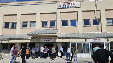 Muş'ta minibüs ve motosiklet çarpıştı : 1 ölü, 1 yaralı