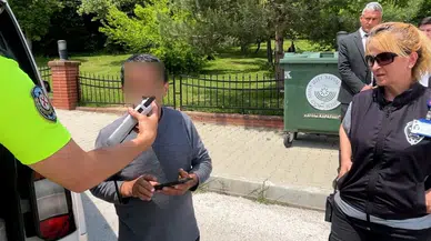 Bolu'da bir araç aynı otomobile 3 defa çarptı