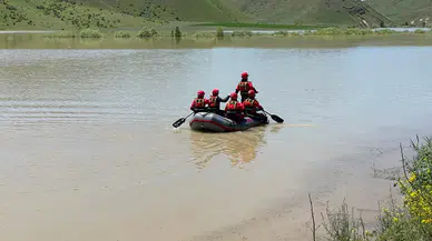 Aras Nehri'nde kaybolan 17 yaşındaki Okan Koç'u arama çalışmaları sürüyor