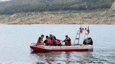 Denizli'de balık avlamak için göle giren amatör dalgıçın cansız bedeni bulundu
