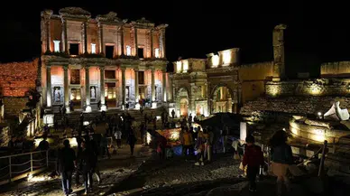 Türkiye’de 20 müze ve ören yeri gece ziyaretine açıldı ! İşte liste