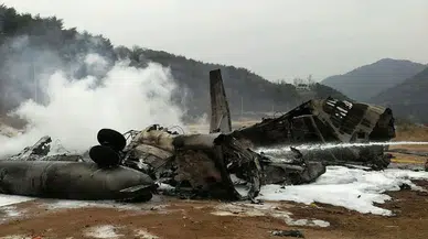 Pakistan'da helikopter düştü : Tüm askeri personel hayatını kaybetti
