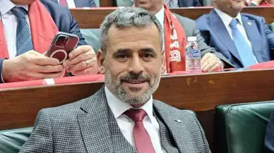 Afyonkarahisar’da belediye başkanına saldırı : Başkanın oğlu bıçaklandı