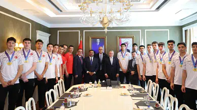 Bakan Bak : İstikrarlı başarılarla voleybol ülkesi haline geldik
