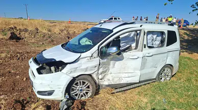 Şanlıurfa Siverek'te trafik kazası : 2'si çocuk 6 kişi yaralandı