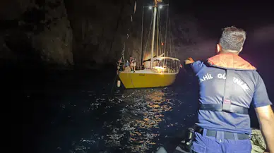 Aydın'da sürüklenen teknedeki 2 kişi kurtarıldı