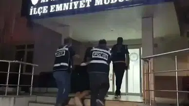 Balıkesir'de trafik kavgasında bir kişiyi bıçaklayan 2 şüpheli tutuklandı