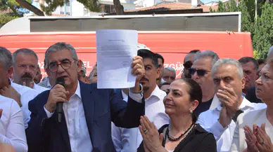 CHP Balıkesir İl Başkanı Erden Köybaşı ve 12 belediye başkanı istifa ederek Yeni Parti'ye geçti