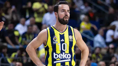 Fenerbahçe, Melih Mahmutoğlu ile 1 yıllık yeni sözleşme imzaladı