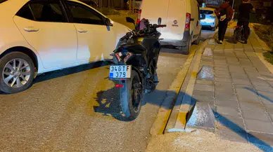 Düzce'de iki motosiklet yaya geçidinde çarpıştı : 3 yaralı
