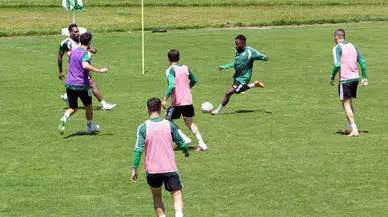 Esenler Erokspor, yeni sezon hazırlıklarına Düzce'de devam ediyor