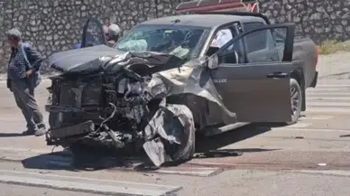 Malatya’da iki otomobil çarpıştı : 3 yaralı