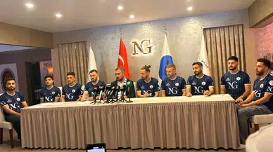 Kütahyaspor transferde gövde gösterisi yaptı : 9 futbolcu ile sözleşme imzalandı