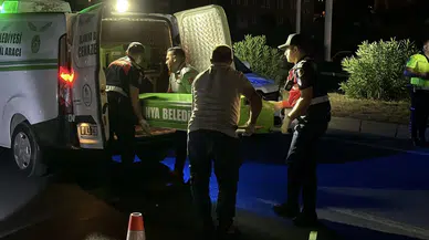 Antalya'da karşıya geçmeye çalışan adam, yolcu otobüsünün altında can verdi