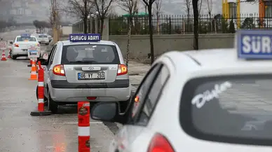 Ehliyet için kredi dönemi başladı : Sürücü kursu ücretleri 45 bin TL'yi buldu !
