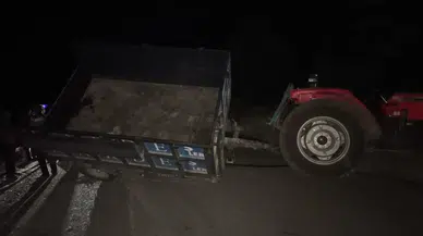 Traktörle otomobil çarpıştı: 3’ü ağır 10 yaralı