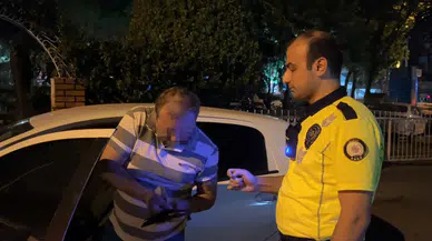 Bursa'da alkol denetimini görünce aracını park eden sürücü : Sigara almaya geldim