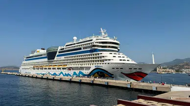 Dev kruvaziyer Bodrum’da : 2 bin 349 yolcu ilçeye akın etti