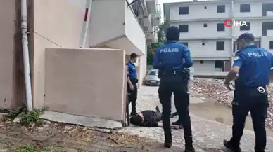 Avcılar'da alkollü 2 şahıs ortalığı birbirine kattı