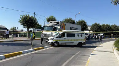 Küçükçekmece'de feci kaza : Kamyonun çarptığı kadı öldü