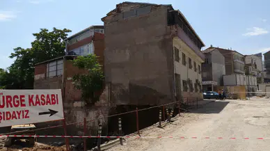 Malatya'da inşaat kazısında göçük : Apartman boşaltıldı