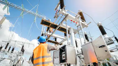 Elektrikte yarının en pahalı saati belli oldu : Fiyat 4 bin 500 liraya çıktı