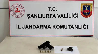 Şanlıurfa’da 2 şüphelinin üzerinden uyuşturucu ve silah çıktı