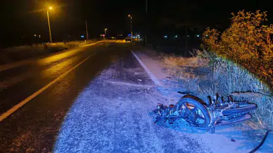 Afyonkarahisar'da otomobille motosiklet çarpıştı : 17 yaşındaki sürücü öldü