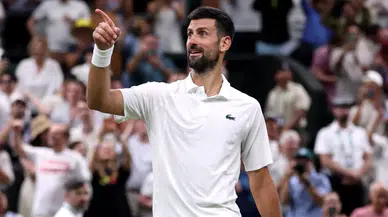 Novak Djokovic 5 saat 15 dakika sonunda yarı finale yükseldi