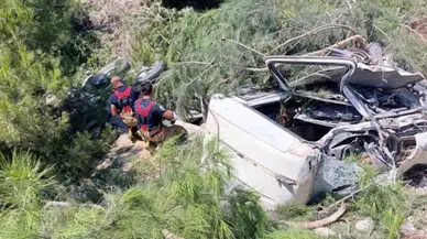 Hatay Antakya'da kaza : Kamyon şarampole devrildi