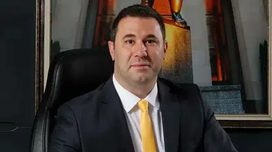 Fenerbahçe Başkan Vekili Barış Göktürk, Metin Öztürk'ün elini sıkmadı