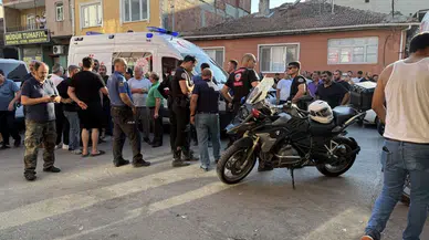 Bursa'da iki grup arasında 'park yeri' kavgası : 3 kişi bıçaklandı