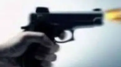 Antalya Muratpaşa'da silahlı saldırı : 3 yaralı tedavi altında