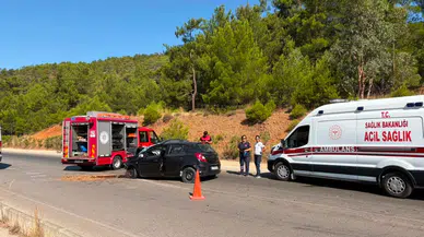 Fethiye'de araçlar kafa kafaya çarpıştı : 1 ölü, 2 yaralı