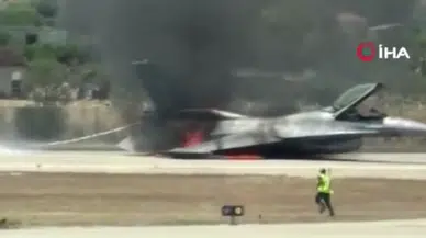 Yunanistan'da F-16 savaş uçağı acil iniş sonrası alev aldı