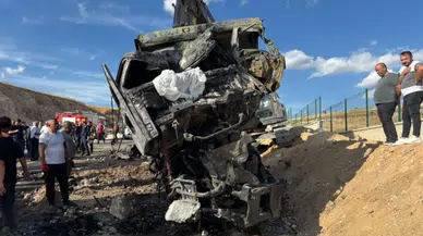 Ankara'da belediyeye ait kamyon kaza yaptı : 2 işçi öldü