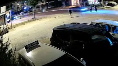 Antalya'da dehşet anları : Kamyonetin çarptığı kadın hayatını kaybetti