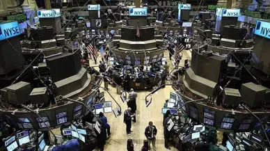 Wall Street'te yapay zeka depremi : Alphabet ve Tesla sert düştü
