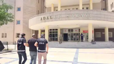 Şanlıurfa'da uyuşturucu ticaretinden tahliye olan zanlı traktörle uyuşturucu taşırken yakalandı
