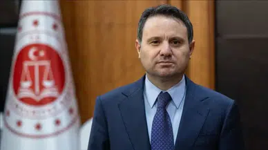 Bakan Gürlek duyurdu : 5 ayrı organize suç şebekesine yönelik operasyonlarda 161 şüpheli hakkında adli işlem yapıldı