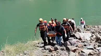 Şavşat Deresi'nde kaybolan babanın cansız bedeni 17 gün sonra bulundu