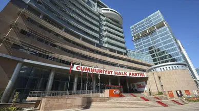 CHP’de 4 il başkanı görevden alındı